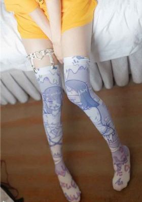 校花喂我奶乳脱她小内内动漫_超清免费观看